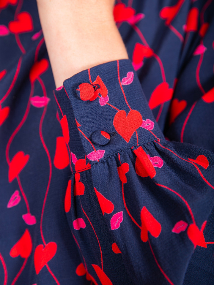 Blouse Era Poetic Heart